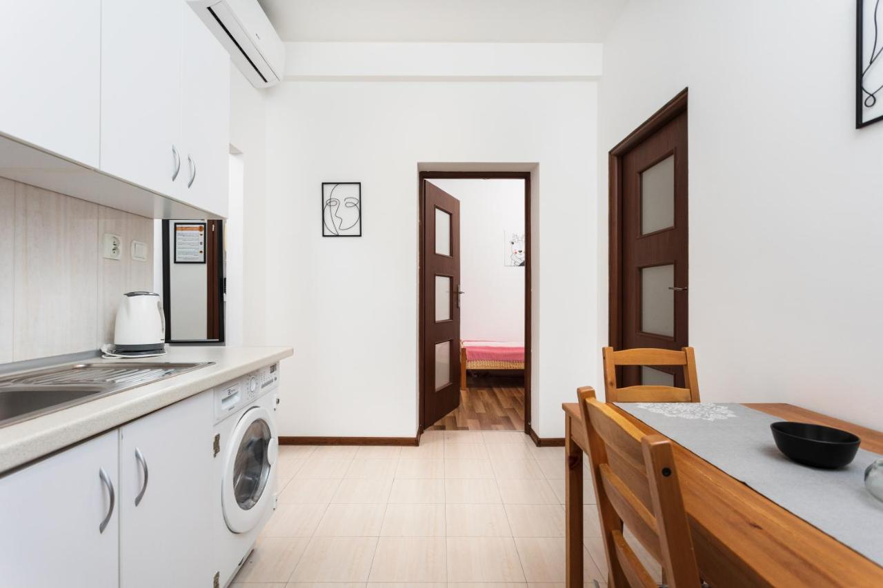 City Of The Kings-Camomile Apartment Краков Экстерьер фото